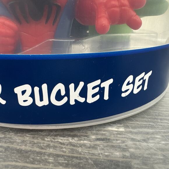 Licensed Squirters Bath Bucket Set, Spidey and Friends 5 pc. {80} - Picture 11 of 13